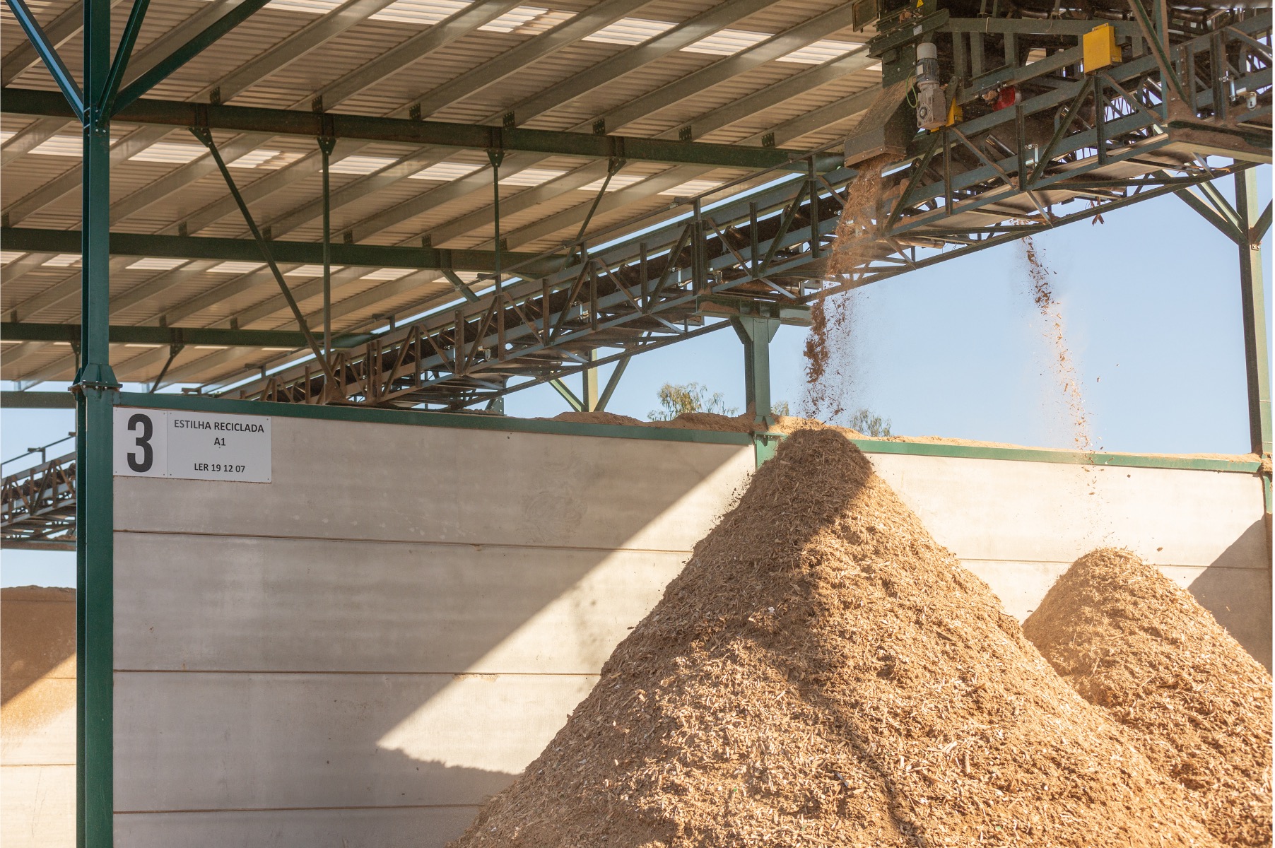 Sonae Arauco invierte EUR 5 millones en dos centros de reciclaje de madera en Portugal
