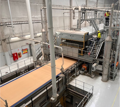 Kronospan Luxemburgo inicia la producción de tableros de partículas con madera 100% reciclada