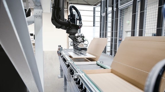 Robot Adoption in Factories Accelerates Worldwide